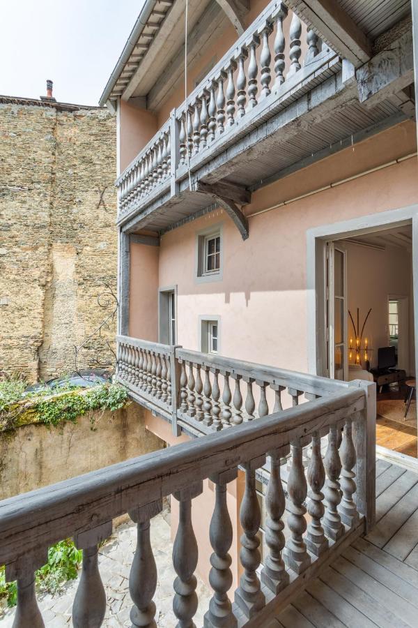 Dame De Coeur - Appartement Spacieux En Plein Centre Historique Rennes Exterior foto