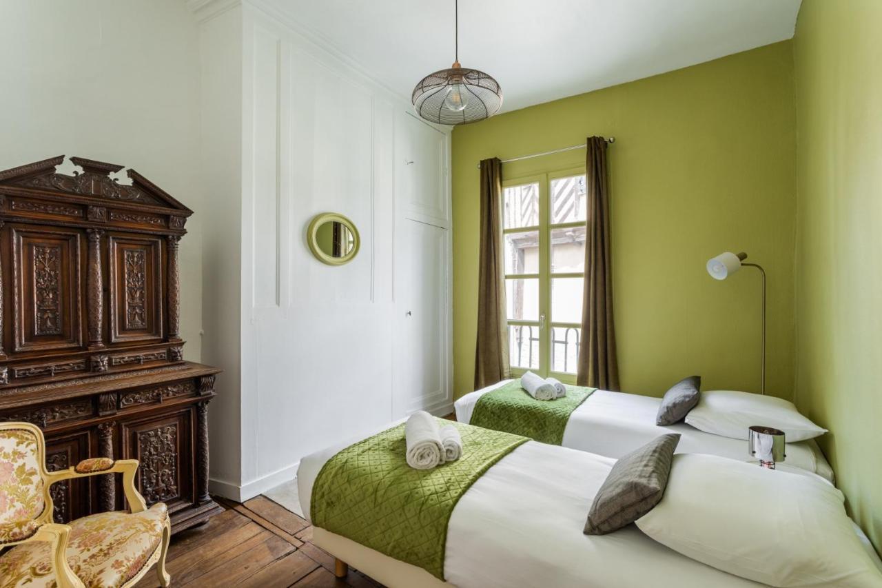 Dame De Coeur - Appartement Spacieux En Plein Centre Historique Rennes Exterior foto